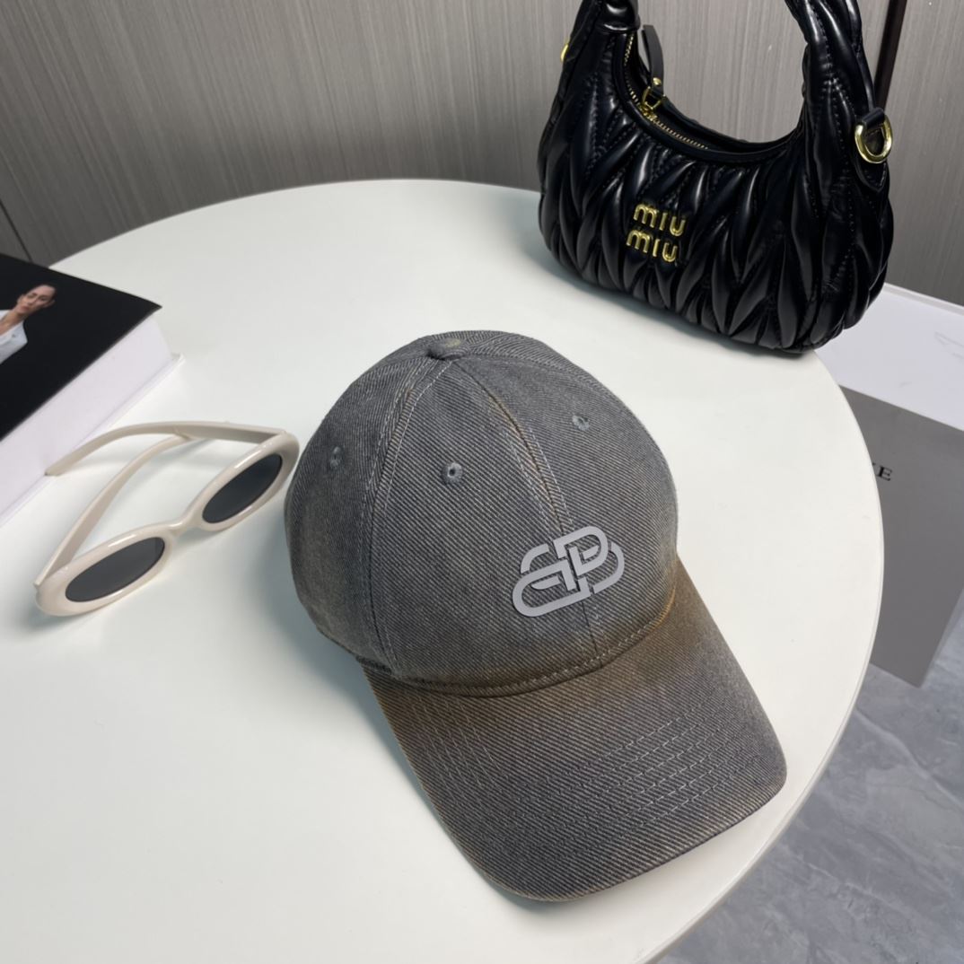 Balenciaga Caps